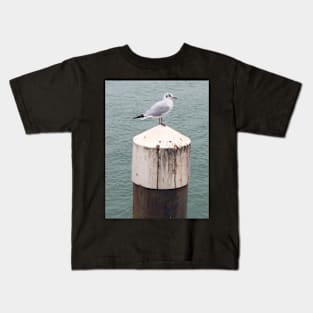 Seagulls by the Sea searching for Fish and Chips Kids T-Shirt